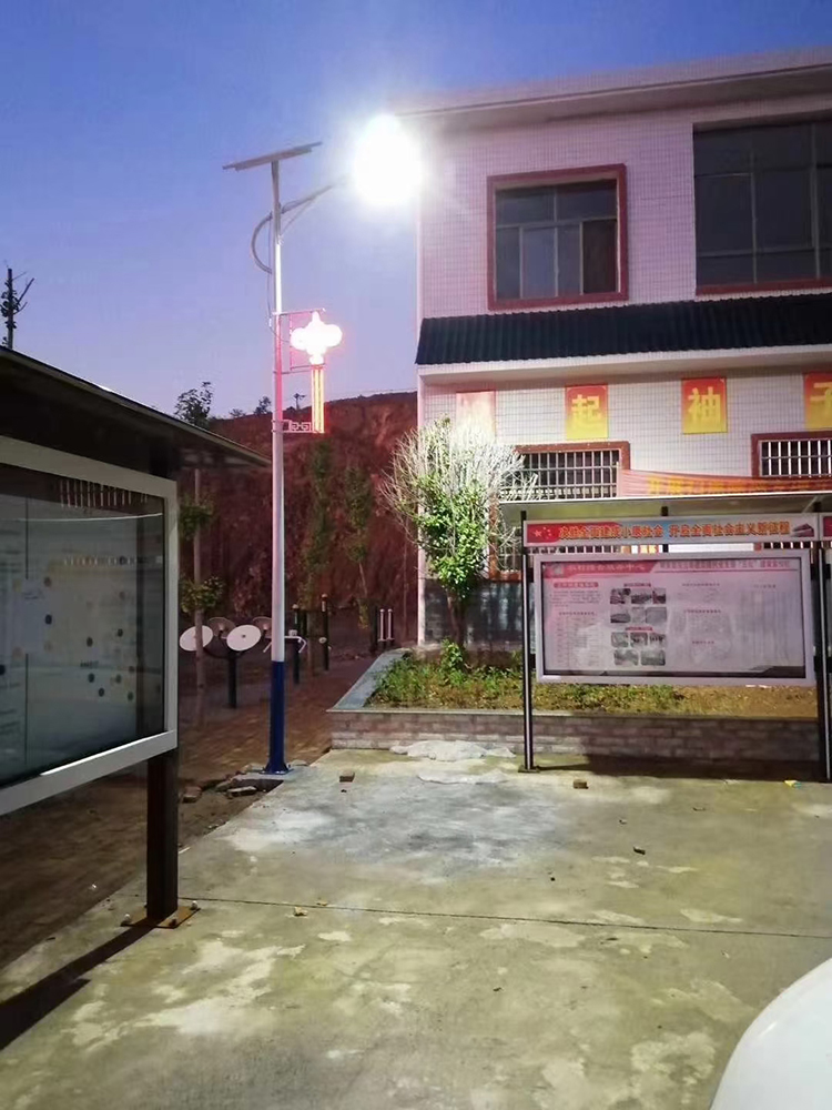 江西太陽能路燈_新農(nóng)村太陽能路燈_南德太陽能路燈