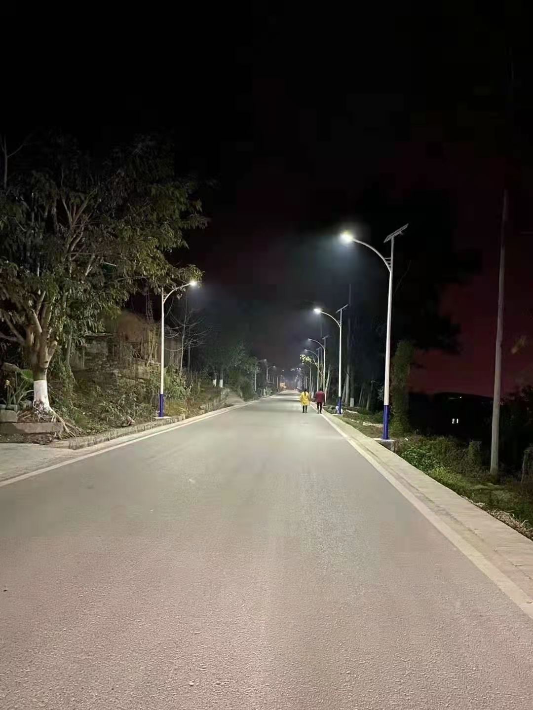 告別高額電費(fèi)與頻繁維護(hù)，太陽(yáng)能路燈做到了