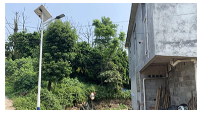 村民最近晚上出門都美滋滋，原來是安了6米太陽能路燈