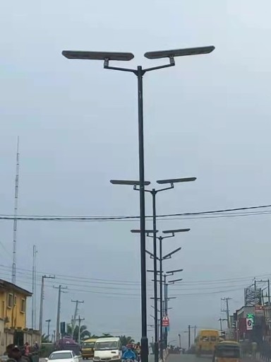 零電費照明革命：太陽能路燈25年長效守護城鄉(xiāng)道路