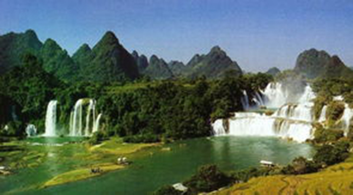 廣西壯族大新縣 南德太陽(yáng)能路燈