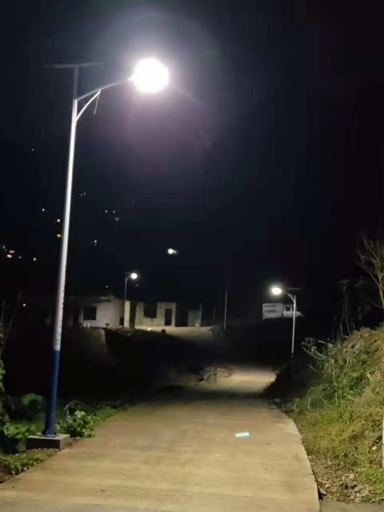廣西隆林太陽能路燈，“照亮”鄉(xiāng)村脫貧致富路