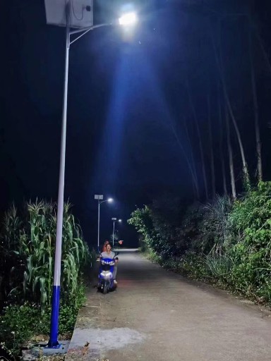 南德太陽能路燈——25年行業(yè)深耕，品質鑄就信賴！