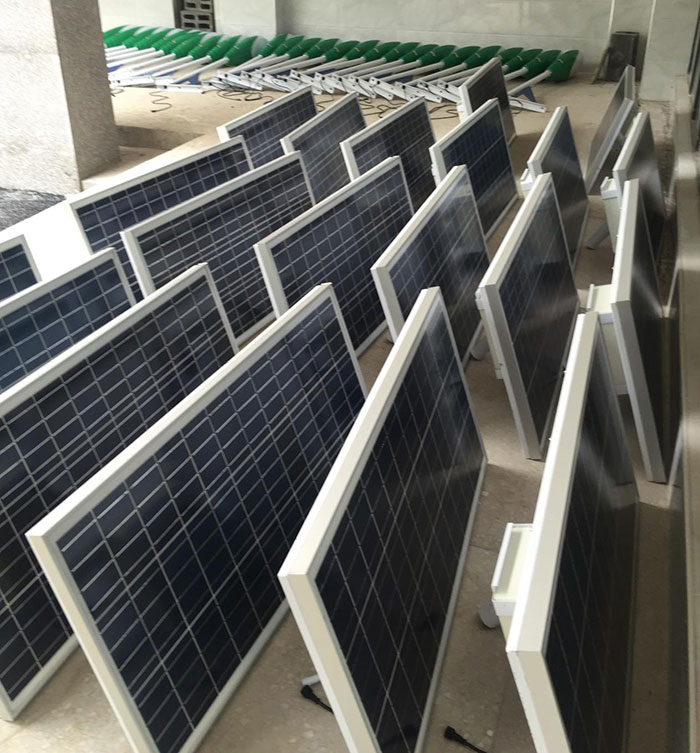 貴州六盤(pán)水路燈